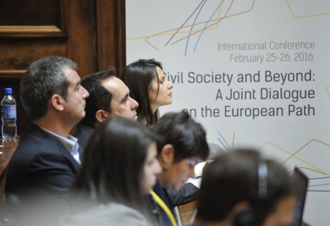 Beyond civil society: Prospects and limits for civil society’s role in EU integration in the Balkans