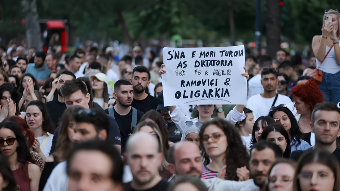 Vučić "the Albanian" and Edi "Ramović"?